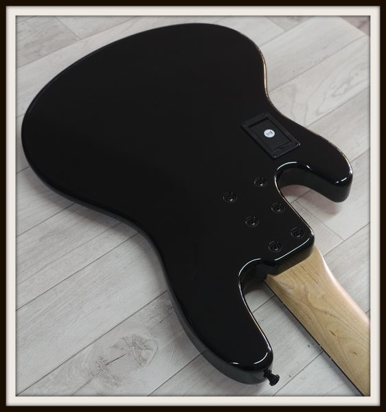 Sandberg California II TM5 Ebony Fretless, Black Highgloss